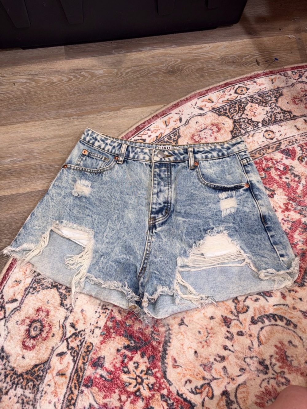 Signature8 Light Blue Distressed Denim Shorts acid wash y2k grunge festival